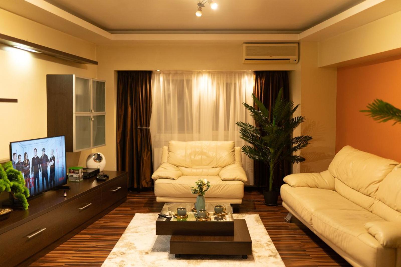 4 Rooms Unirii 47 Букурещ Екстериор снимка