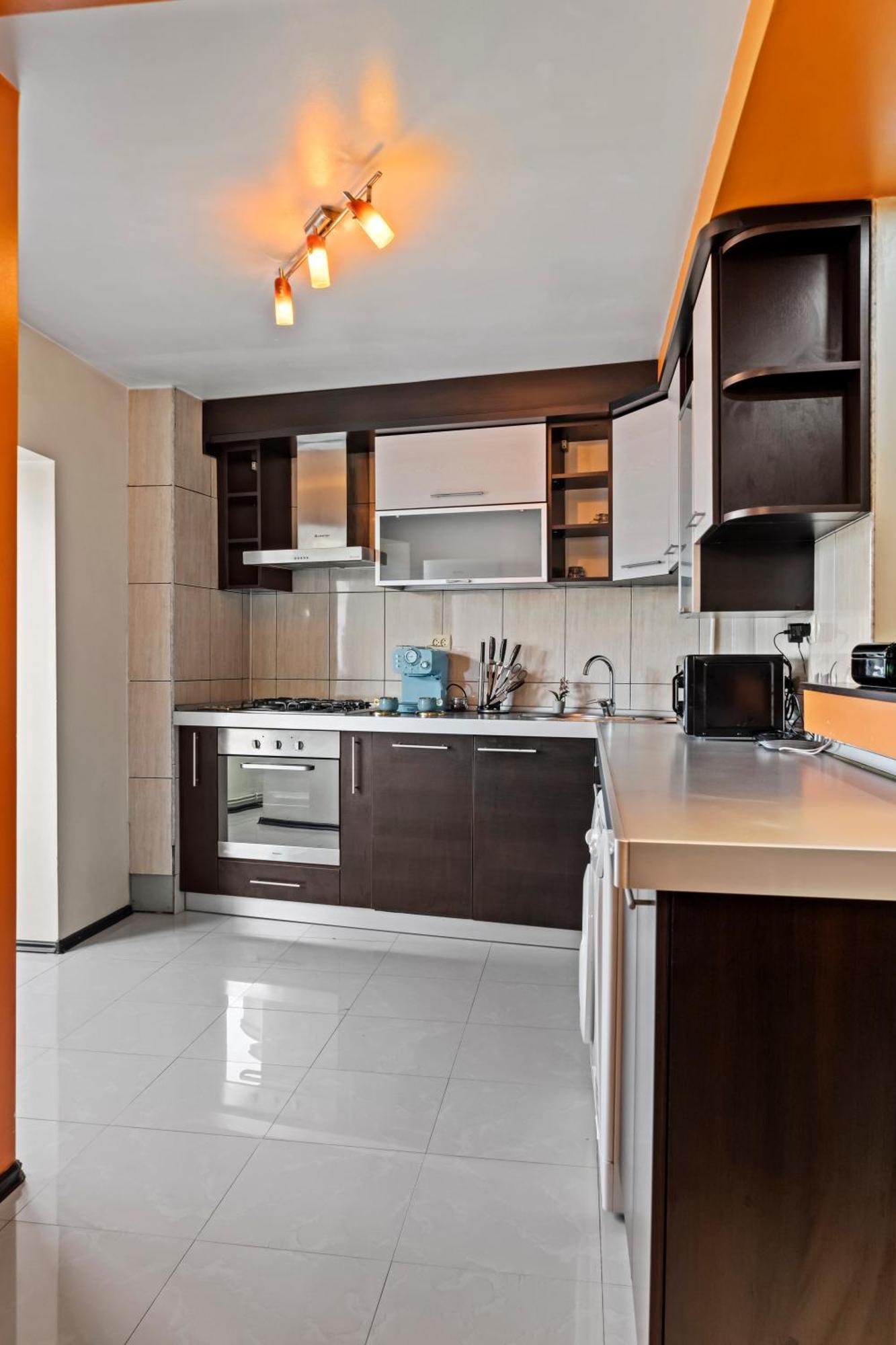 4 Rooms Unirii 47 Букурещ Екстериор снимка