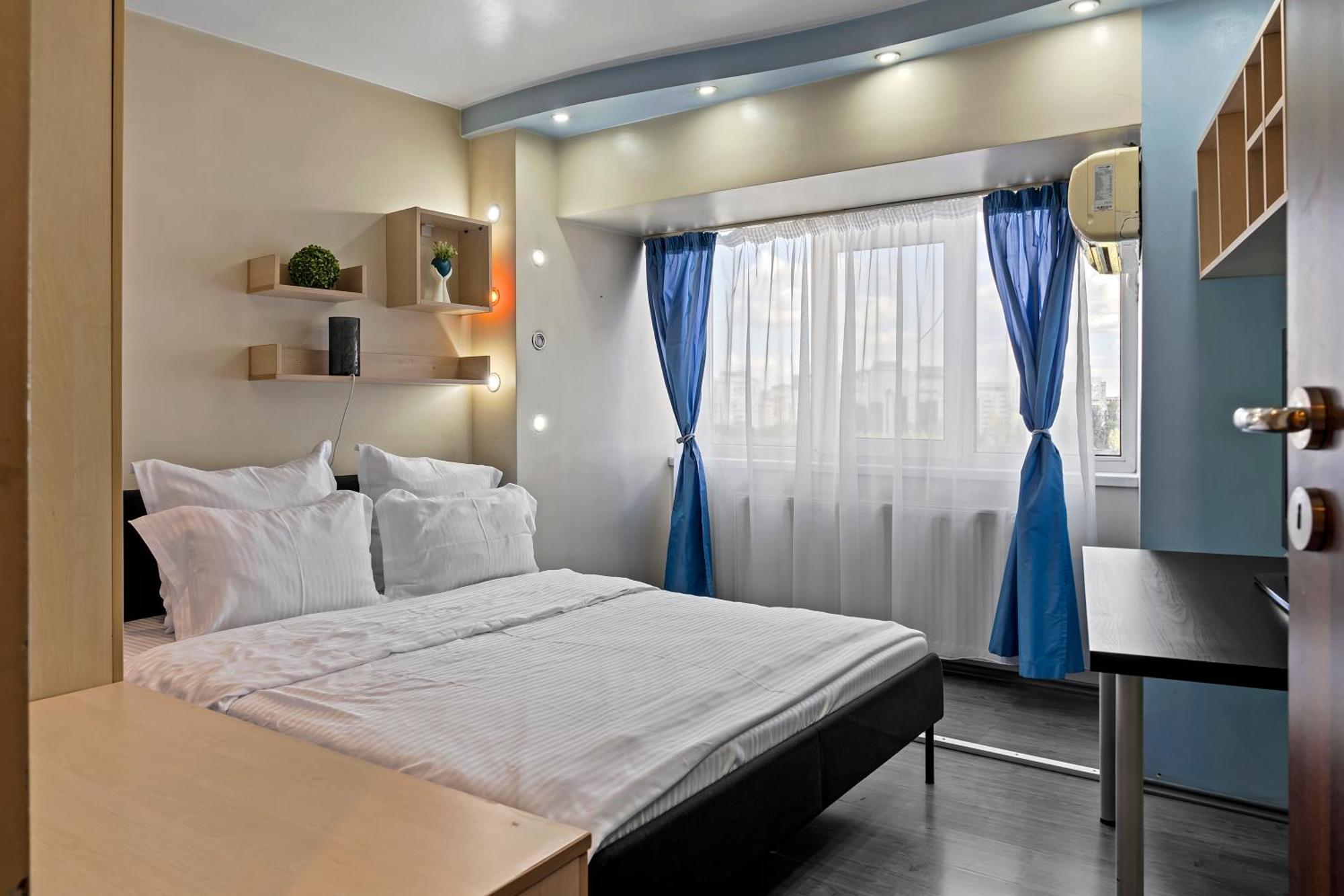 4 Rooms Unirii 47 Букурещ Екстериор снимка