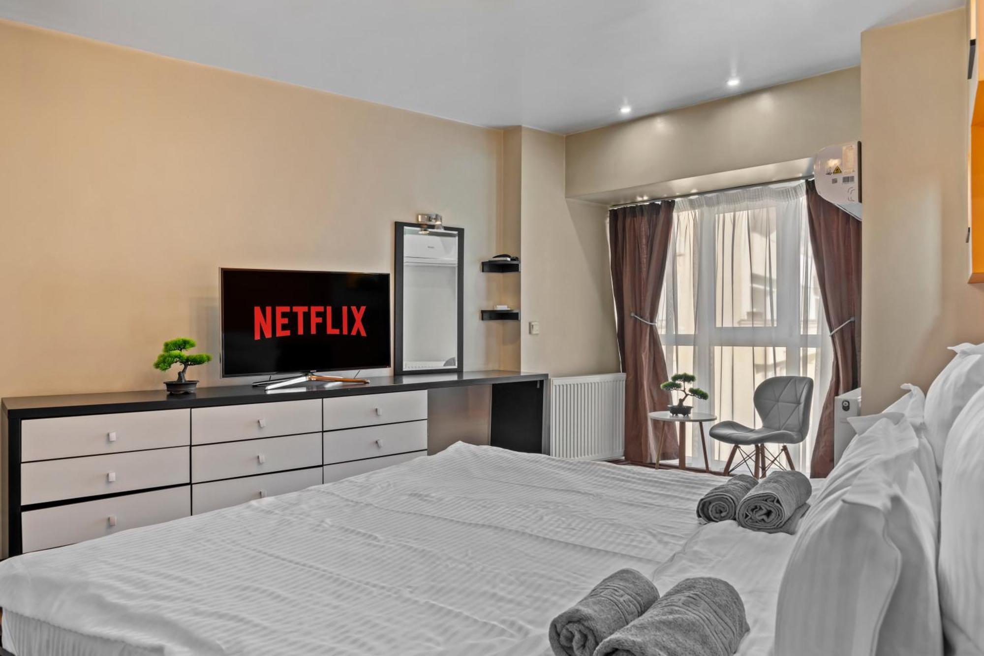 4 Rooms Unirii 47 Букурещ Екстериор снимка