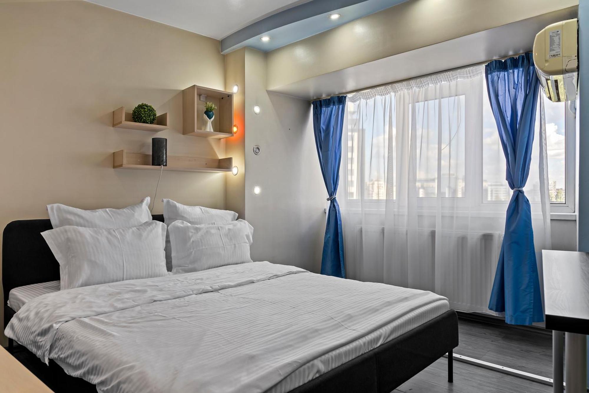 4 Rooms Unirii 47 Букурещ Екстериор снимка